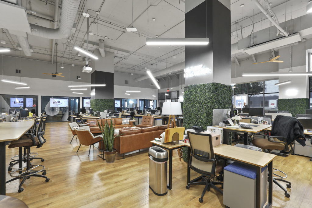 Venture X Dallas por el espacio de trabajo Galleria